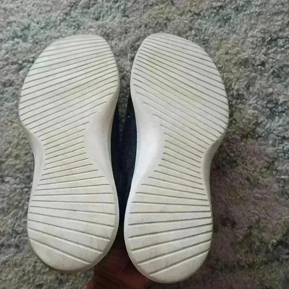 Allbirds Womens Dark Gray Wool Runner 9 - Picture 5 of 14